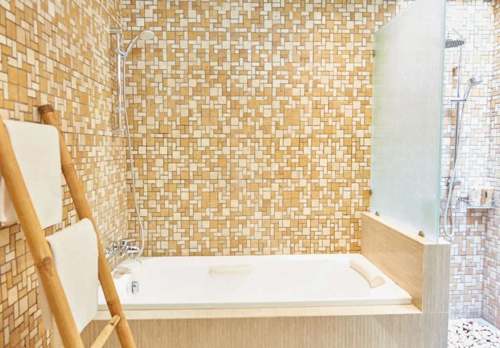 BATH 2 FIN